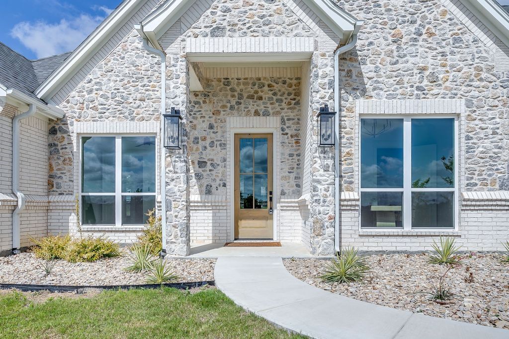 1038 Deer Island Court, Azle, TX 76020 — photo 3