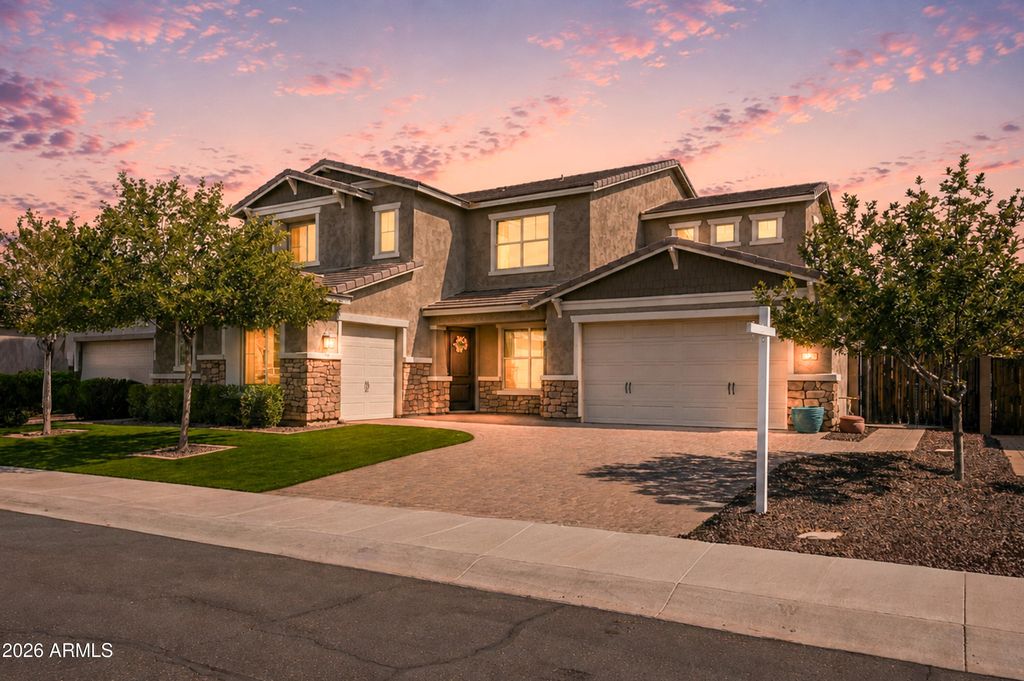 3889 E CHESTNUT Lane, Gilbert, AZ 85298 — exterior
