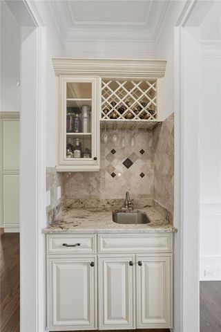 4050 Oak Forest Circle, Marietta, GA 30062