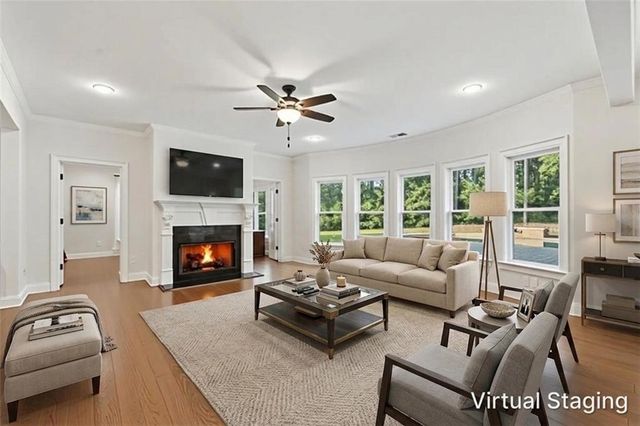 4050 Oak Forest Circle, Marietta, GA 30062