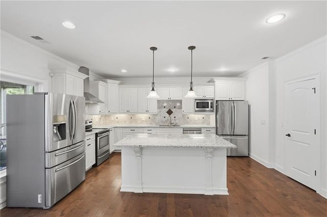4050 Oak Forest Circle, Marietta, GA 30062
