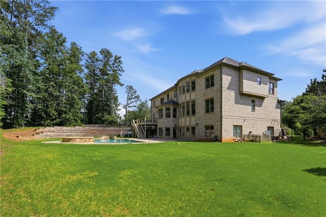 4050 Oak Forest Circle, Marietta, GA 30062