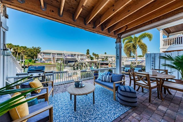 5175 COQUINA KEY DRIVE SE C, St Petersburg, FL 33705