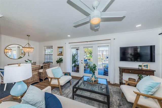 5175 COQUINA KEY DRIVE SE C, St Petersburg, FL 33705