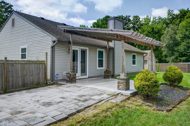 6122 Carrie Place, Indianapolis, IN 46237