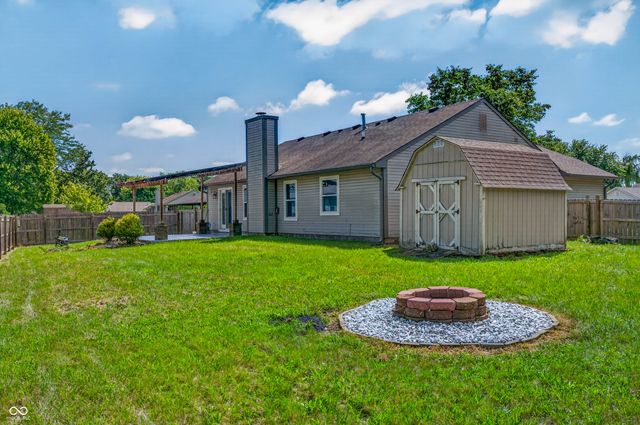 6122 Carrie Place, Indianapolis, IN 46237