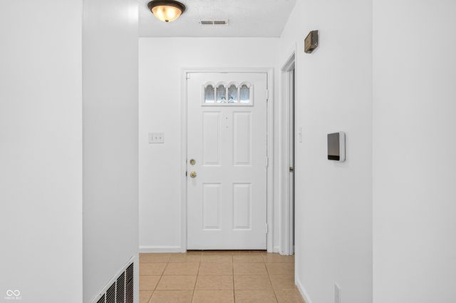 6122 Carrie Place, Indianapolis, IN 46237