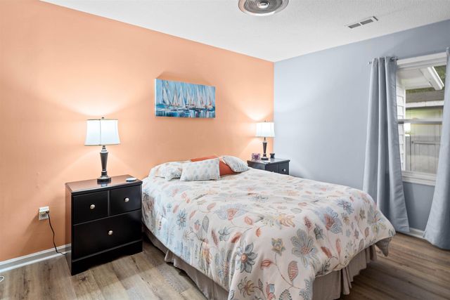 1020 Hunter Ave., North Myrtle Beach, SC 29582