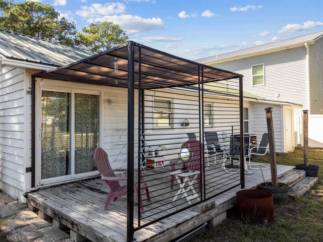 1020 Hunter Ave., North Myrtle Beach, SC 29582