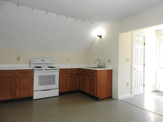 48 Killington Avenue, Rutland City, VT 05701