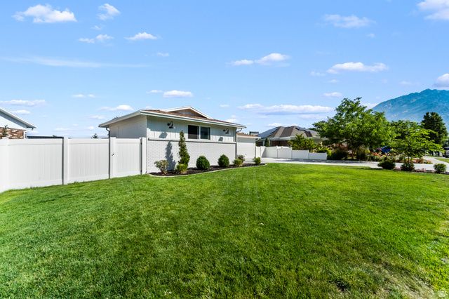 2353 E CINNABAR LN, Cottonwood Heights, UT 84121