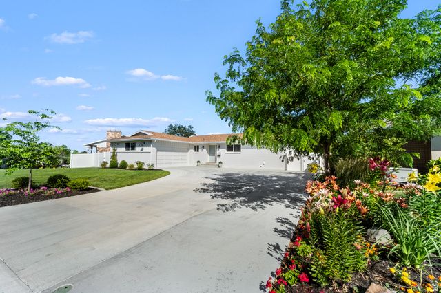 2353 E CINNABAR LN, Cottonwood Heights, UT 84121