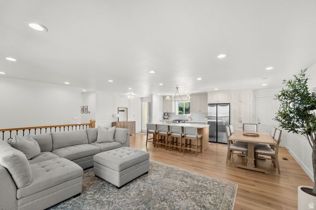 2353 E CINNABAR LN, Cottonwood Heights, UT 84121