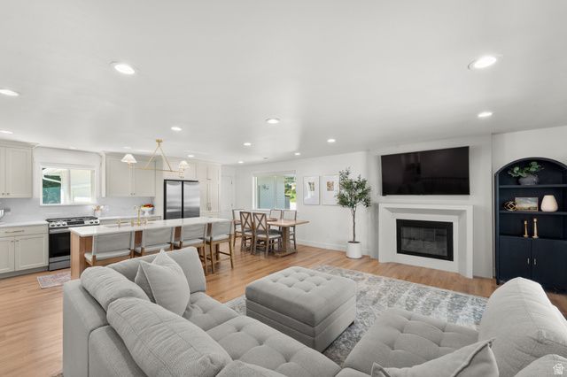 2353 E CINNABAR LN, Cottonwood Heights, UT 84121