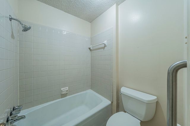 2904 Lakewood Drive, Denton, TX 76207