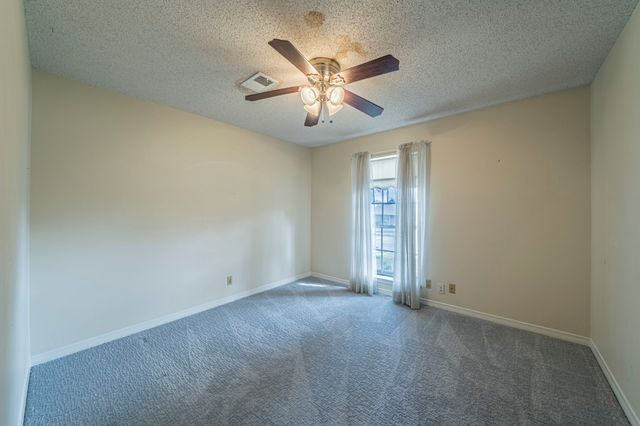 2904 Lakewood Drive, Denton, TX 76207