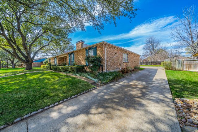2904 Lakewood Drive, Denton, TX 76207