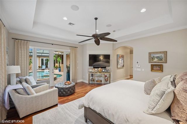 4908 Rustic Oaks CIR, Naples, FL 34105