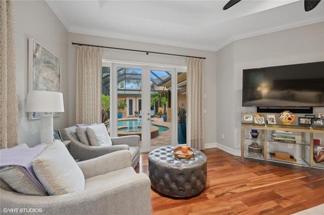 4908 Rustic Oaks CIR, Naples, FL 34105