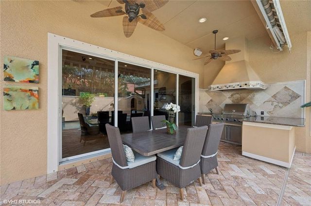 4908 Rustic Oaks CIR, Naples, FL 34105