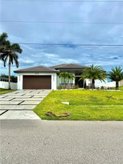 625 NW 7th AVE, Cape Coral, FL 33993