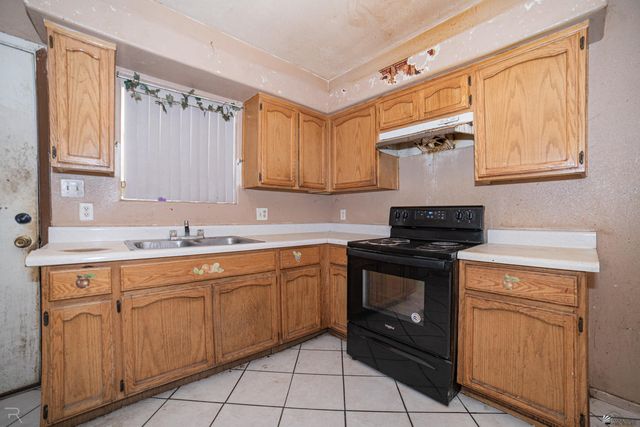 1432 N Montes Ave, San Luis, AZ 85336