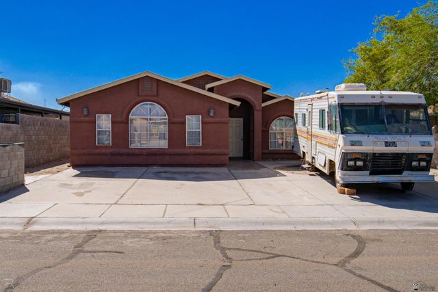 1432 N Montes Ave, San Luis, AZ 85336