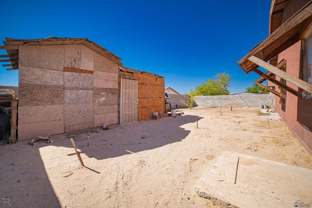 1432 N Montes Ave, San Luis, AZ 85336