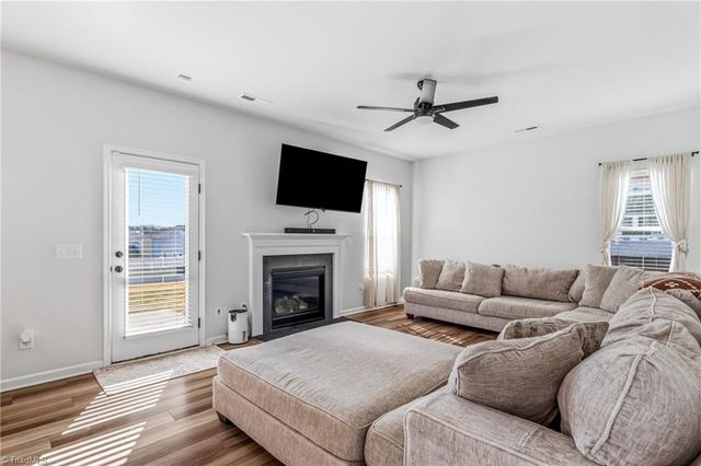 4748 Bell West Drive, Kernersville, NC 27284