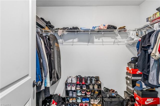 4748 Bell West Drive, Kernersville, NC 27284