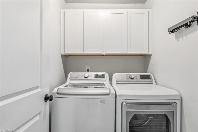 4748 Bell West Drive, Kernersville, NC 27284