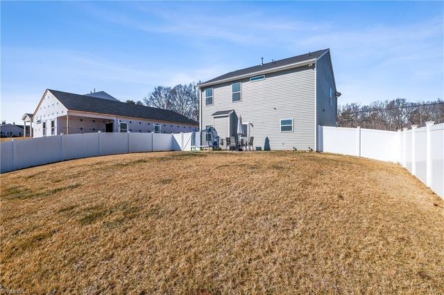 4748 Bell West Drive, Kernersville, NC 27284