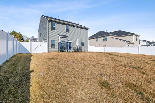 4748 Bell West Drive, Kernersville, NC 27284