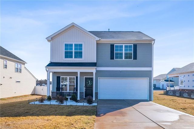 4748 Bell West Drive, Kernersville, NC 27284