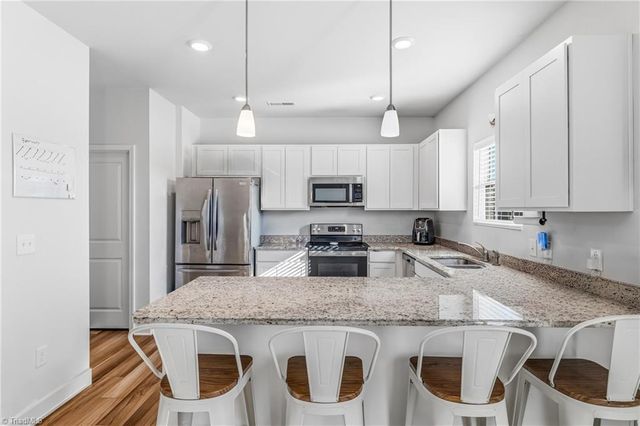 4748 Bell West Drive, Kernersville, NC 27284