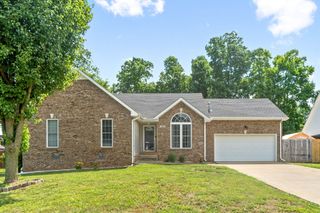 1576 Barrywood Cir, W, Clarksville, TN 37042