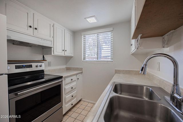 7126 N 19th Avenue Unit 164, Phoenix, AZ 85021