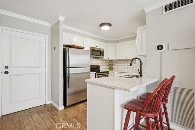 1750 E Ocean 102, Long Beach, CA 90802