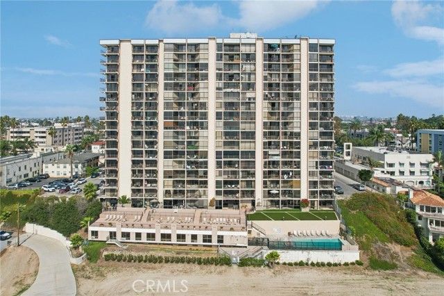 1750 E Ocean 102, Long Beach, CA 90802
