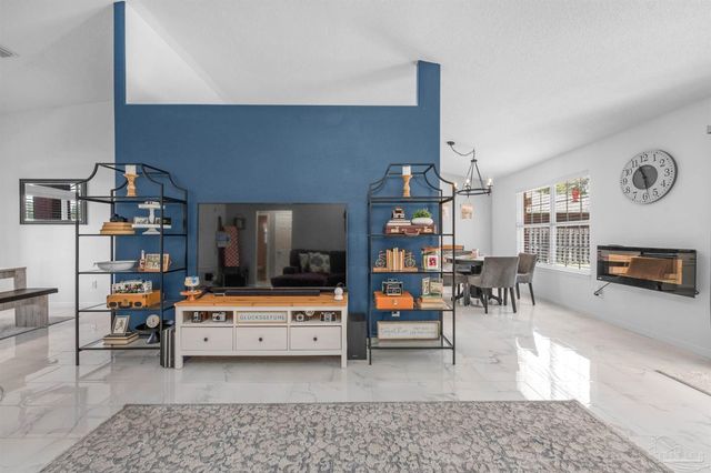 2442 Raider Ln, Navarre, FL 32566