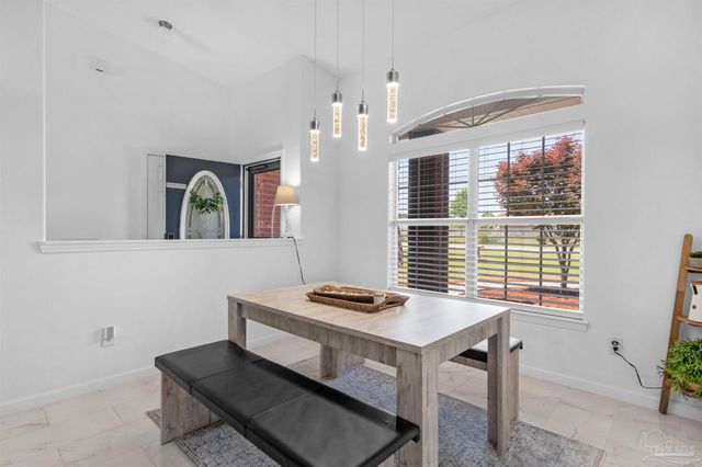 2442 Raider Ln, Navarre, FL 32566