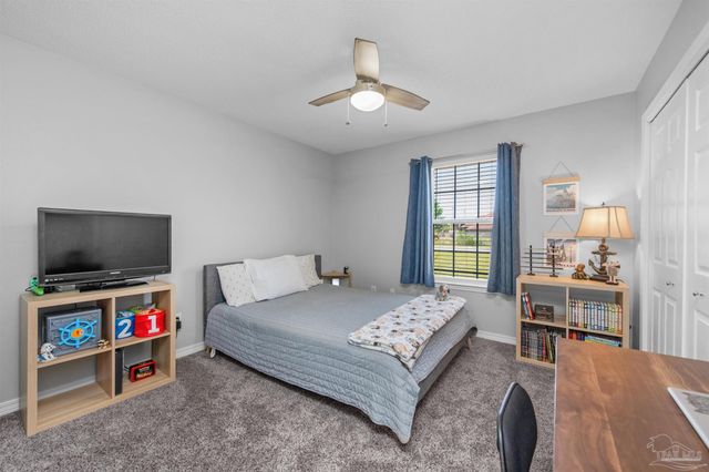 2442 Raider Ln, Navarre, FL 32566