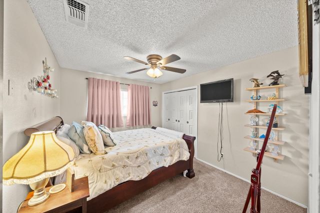 5700 Nonnie Ave, Sacramento, CA 95841