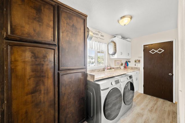 5700 Nonnie Ave, Sacramento, CA 95841