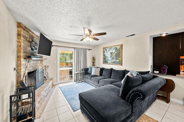 5700 Nonnie Ave, Sacramento, CA 95841