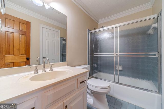 5060 Hodgkins Place SW, Lilburn, GA 30047