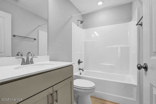 95 Collins Way, Hampstead, NC 28443