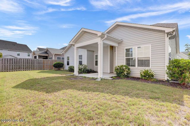 95 Collins Way, Hampstead, NC 28443