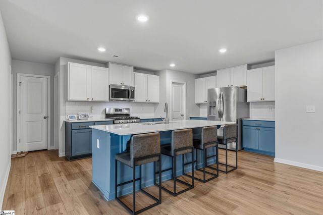 1719 Southwold Lane, Boiling Springs, SC 29316