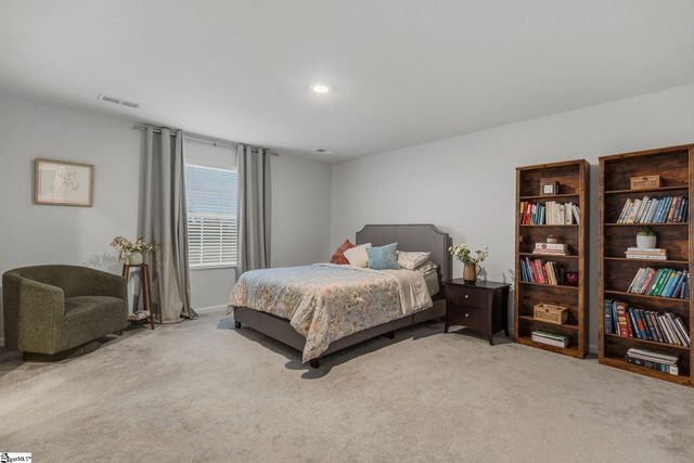 1719 Southwold Lane, Boiling Springs, SC 29316